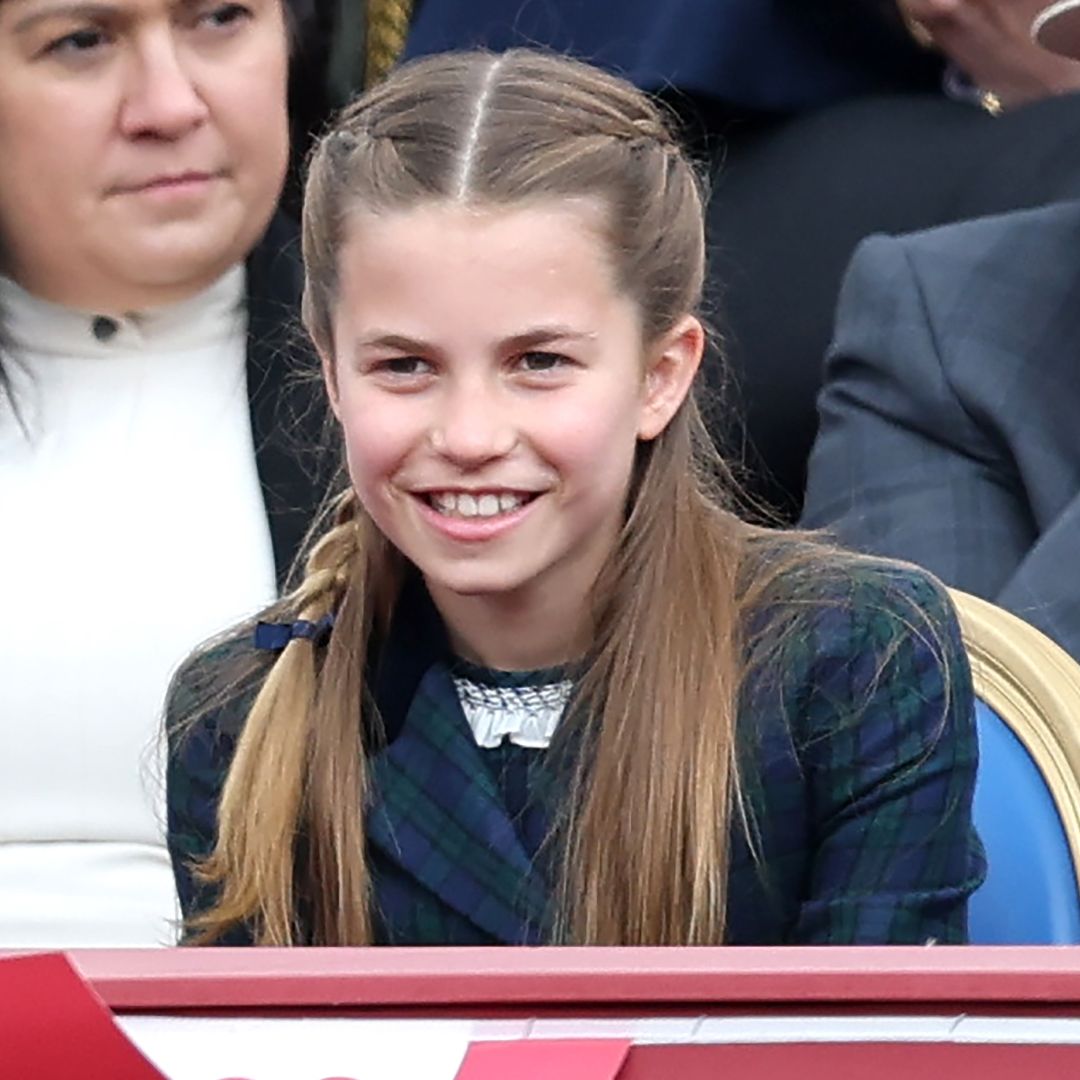 Prince William Reveals Sporty Princess Charlotte's New Hobby to Olympic(00)