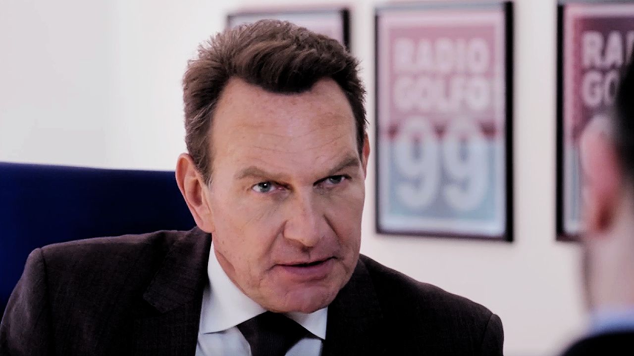 Un Posto al Sole, Puntate del 14 e del 15 maggio 2025: Roberto e Gennaro furie scatenate mentre tra Niko e Jimmy è il caos!