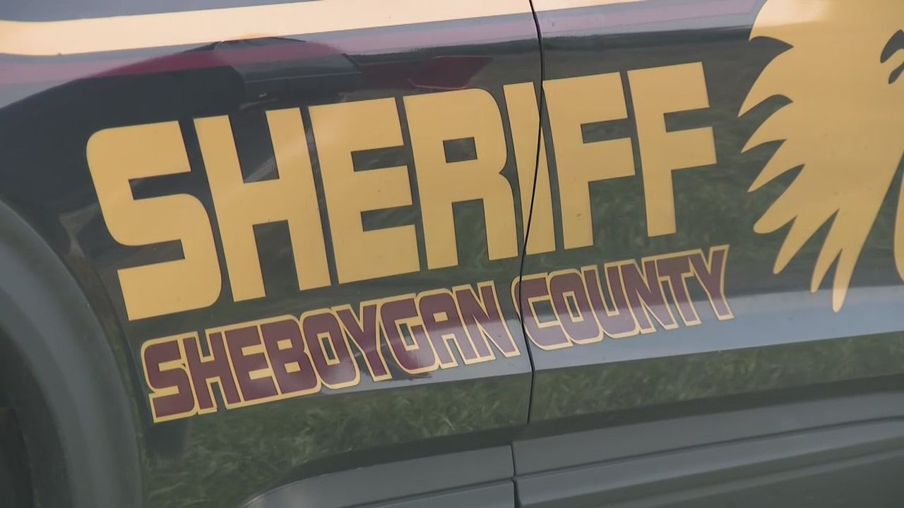 Dump truck crashes into Sheboygan County home; driver killed