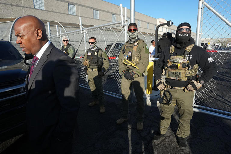 DHS to limit lawmaker access to ICE facilities after confrontations ...