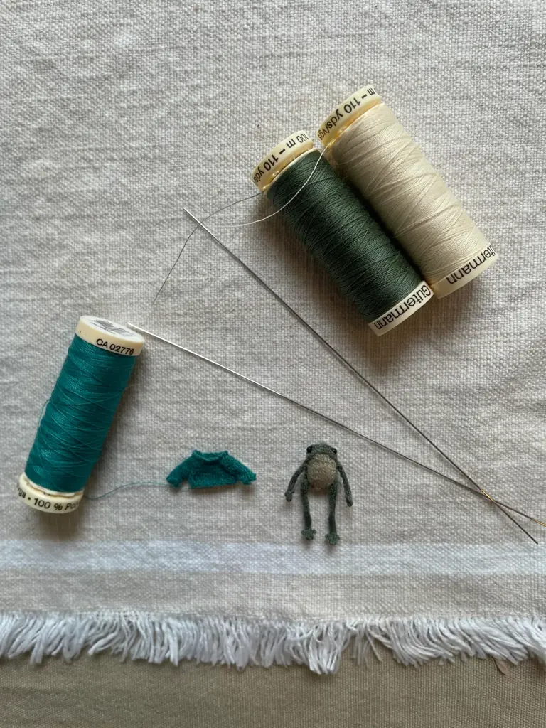 30 Ridiculous Miniature Masterpieces Made By Artists With An Eye For