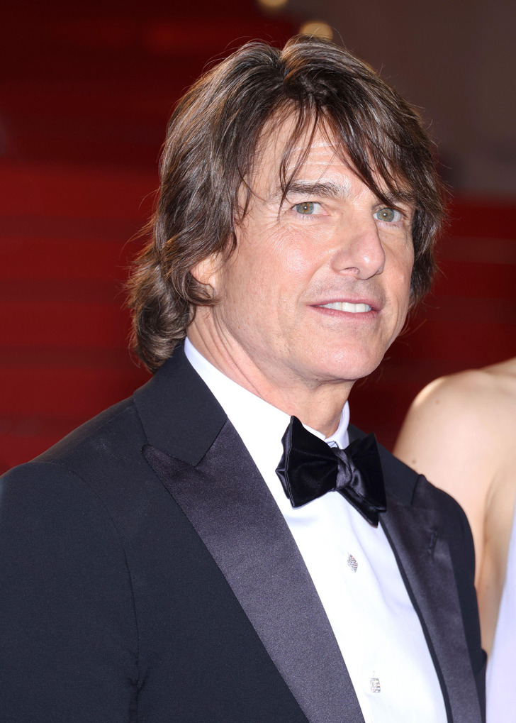 Tom Cruise Stuns Fans With His Latest Red Carpet Transformation
