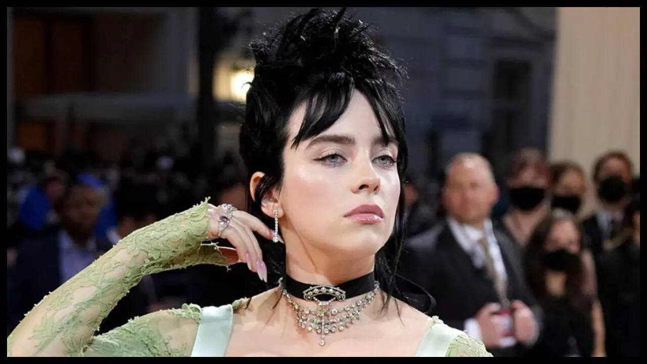 Billie Eilish calls out fans for getting fooled by AIgenerated images