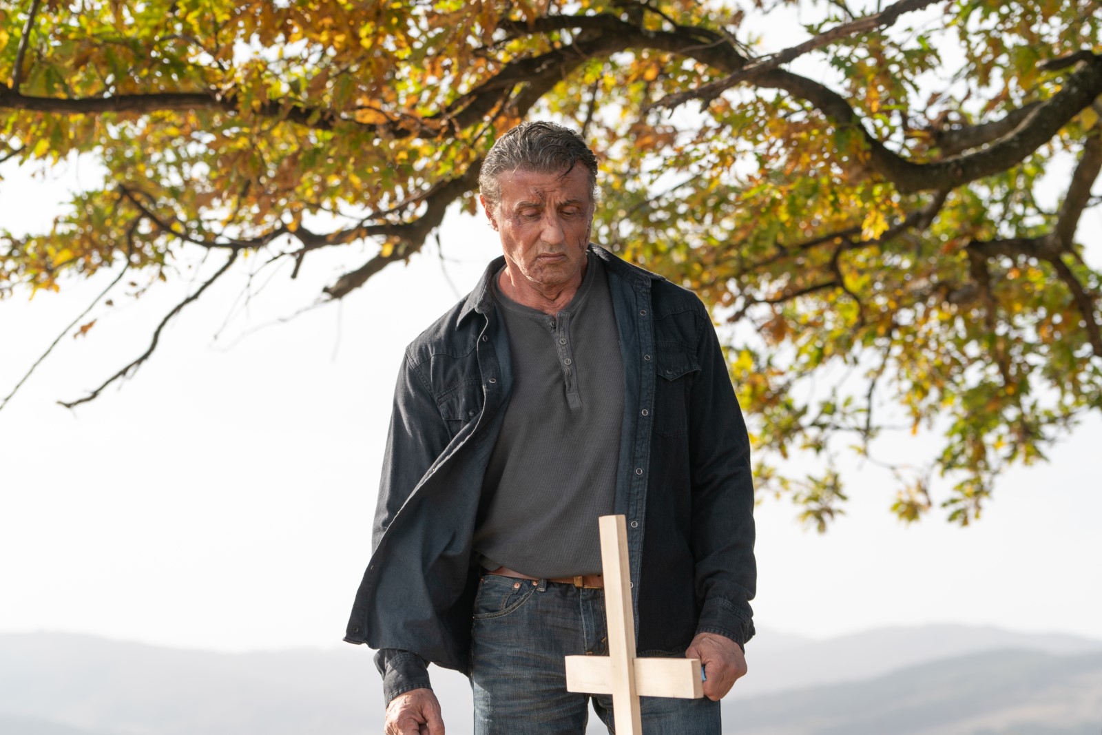 Rambo : première affiche pour le nouveau film sans Sylvester Stallone ...