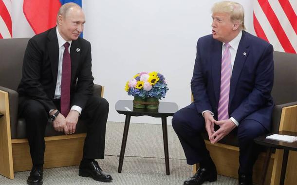 Trump diz esperar acordo com Putin e afirma que Zelensky 