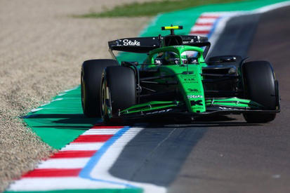 F1: Ferrari é multada em 5.000 euros por mudar pressão dos pneus