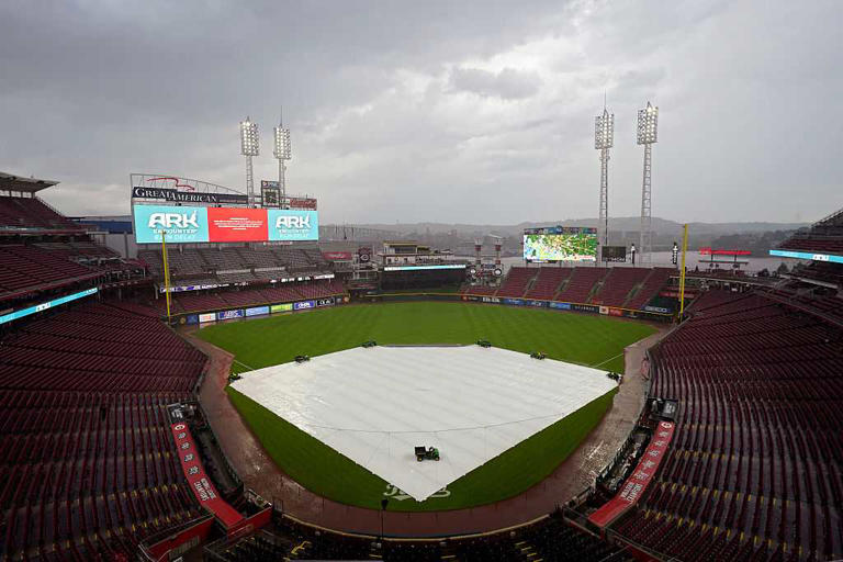 reds-guardians-game-at-gabp-moved-up-due-to-severe-weather-chance