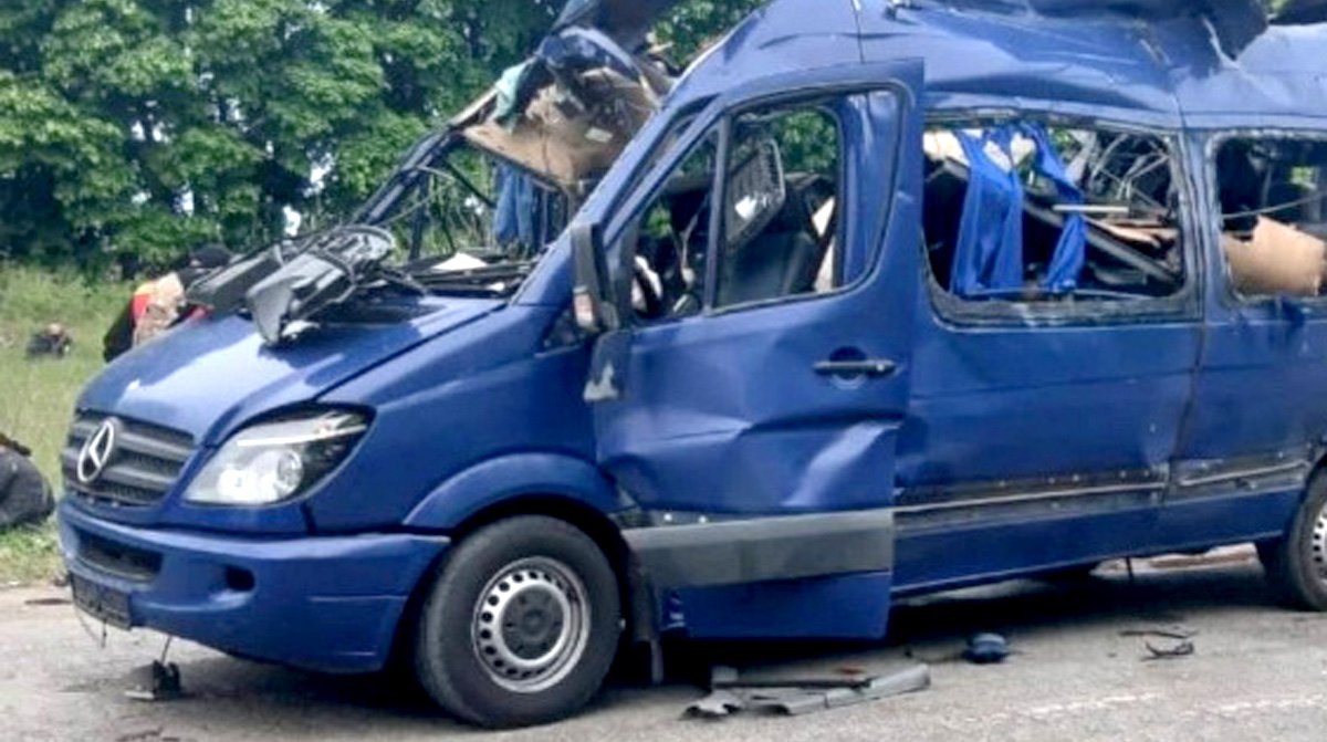 Putin unleashes drones on civilian bus, killing nine, after end of ...