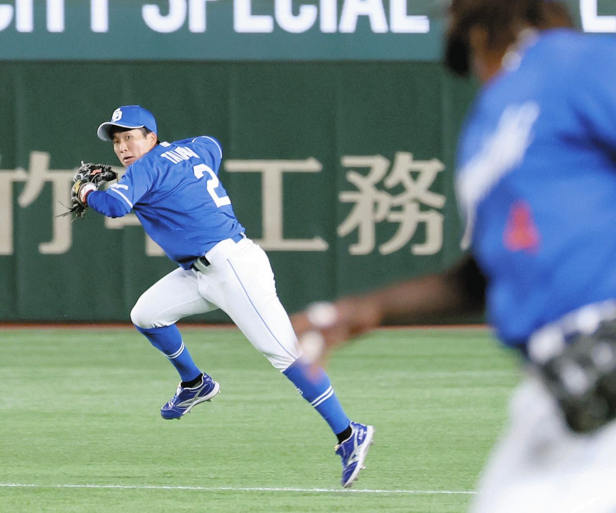 中日】『忍者』田中幹也、前日逆転3ランの吉川のセンターへ抜けそうな