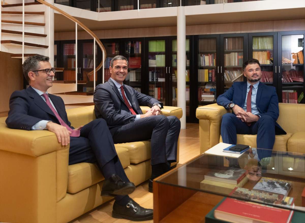 Los socios guardan silencio pese a que avisaron de que la línea roja contra Sánchez era investigar la caja B