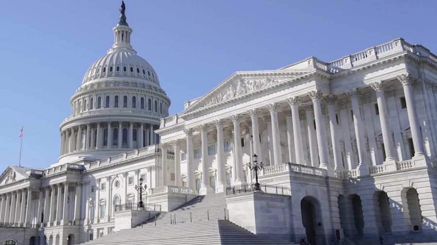 Moody s downgrades U S credit rating