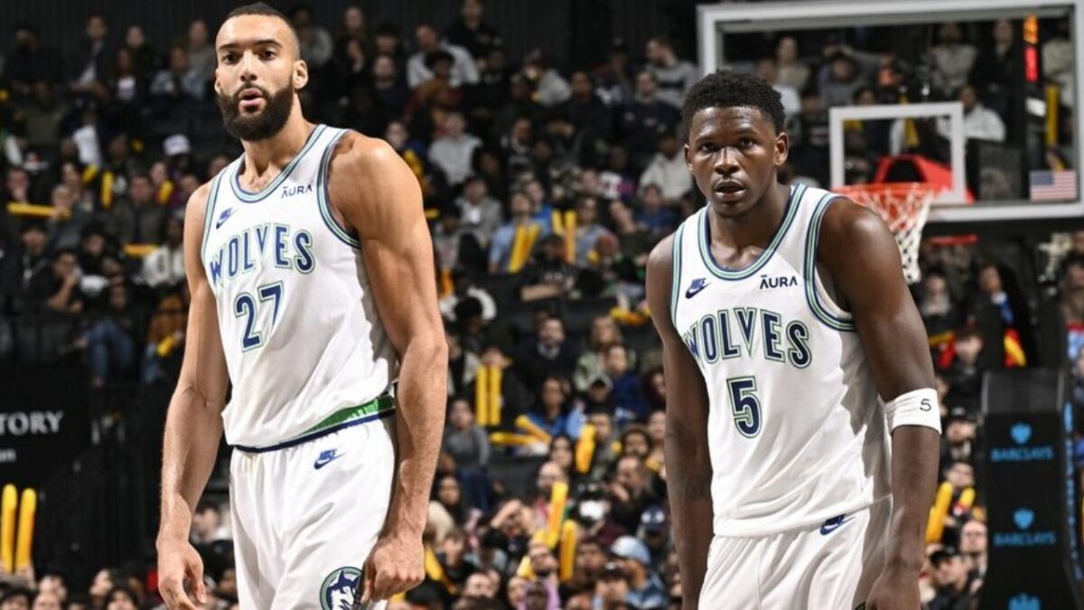 Rudy Gobert Kicking out Pregnant Girlfriend and Son Before Playoffs Has