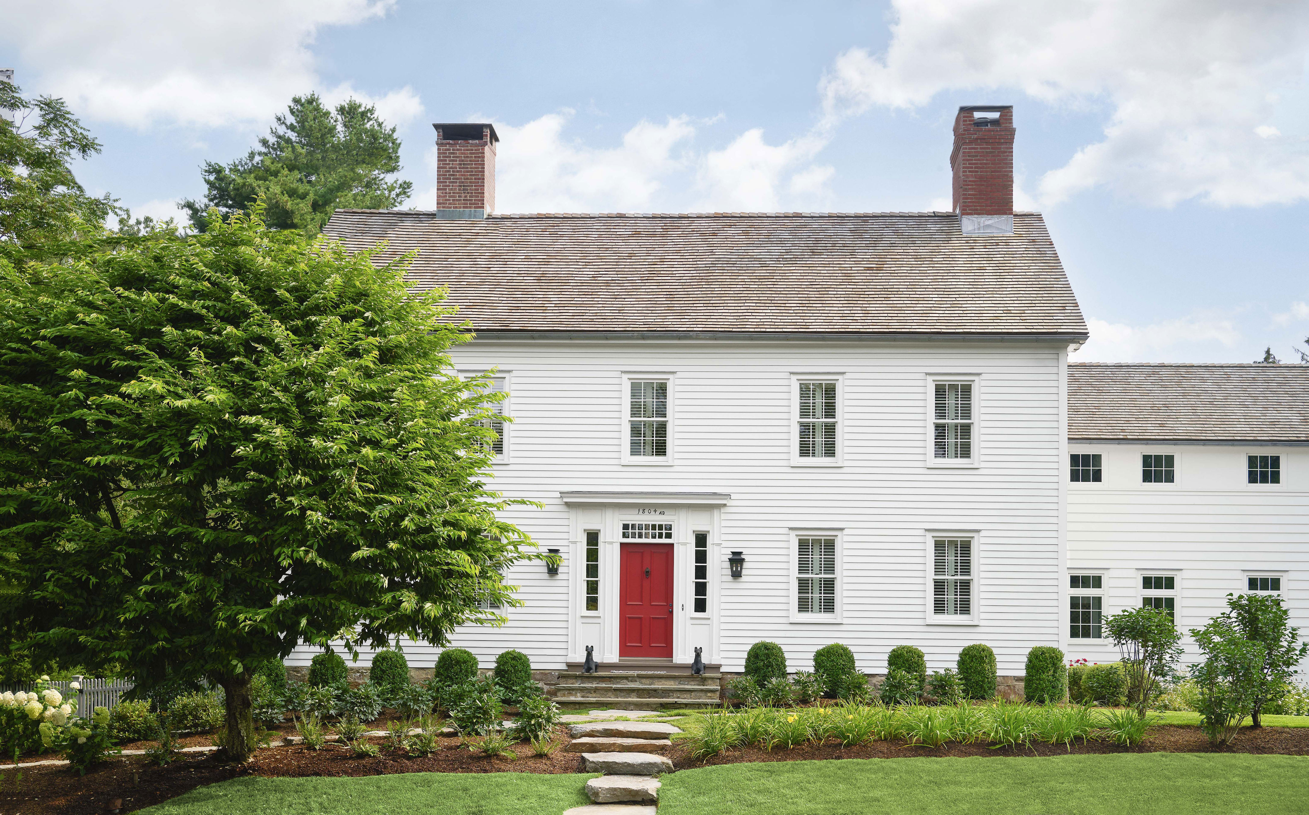 10 Exterior Paint Colors You’ll Never, Ever Regret