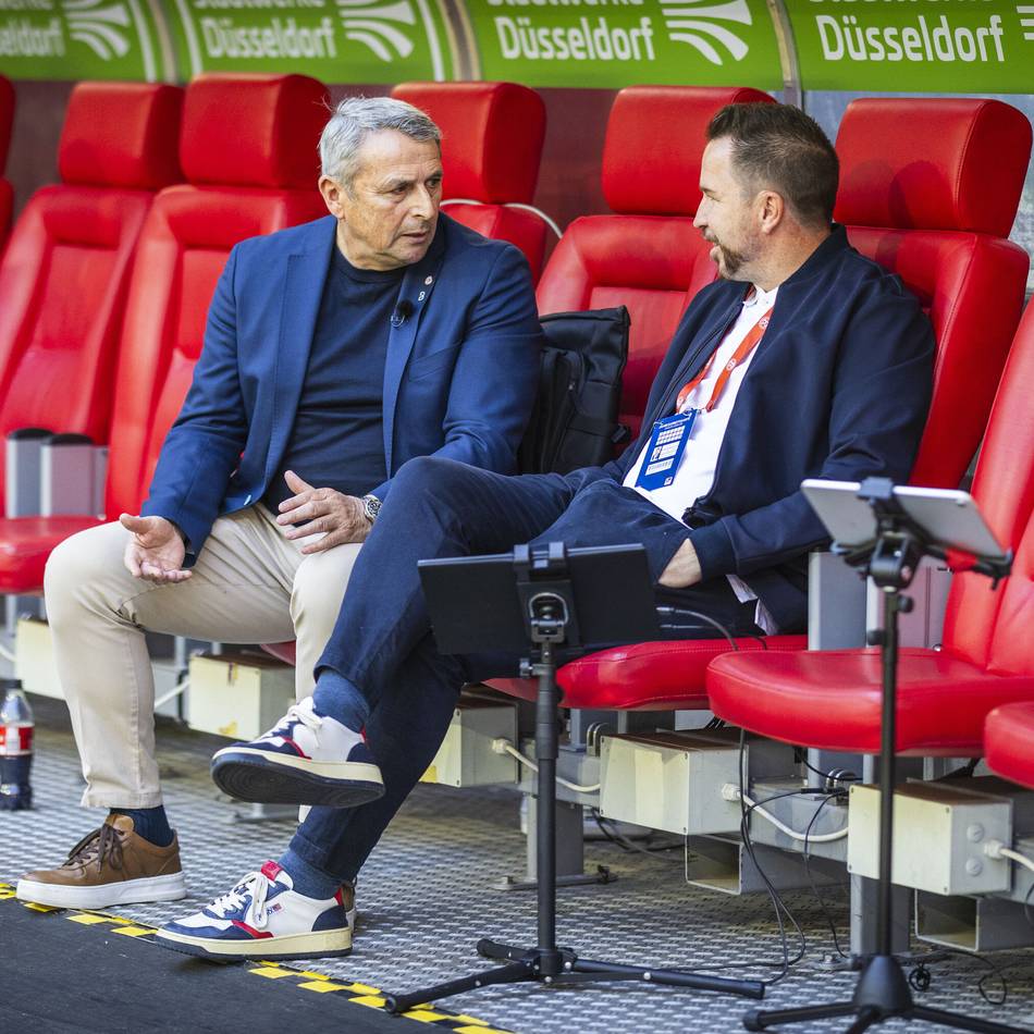 Fortuna F llt In Magdeburg Nach Der Halbzeit Auseinander