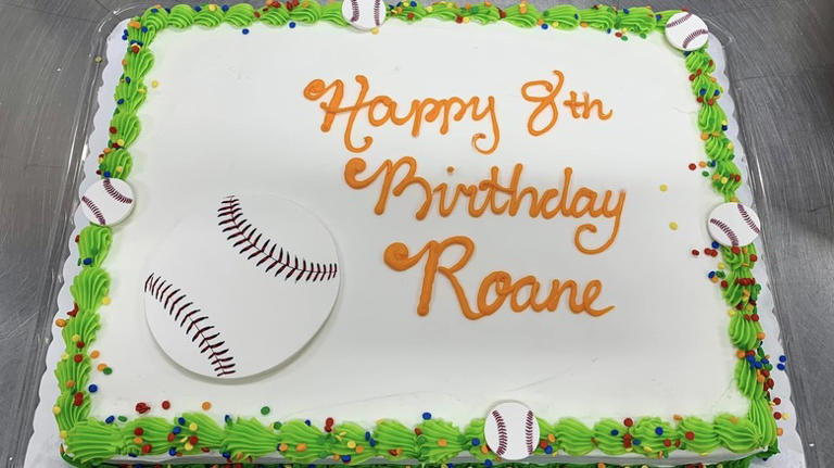 Why Ordering A Cake At Sam's Club Is So Much Easier Than At Costco