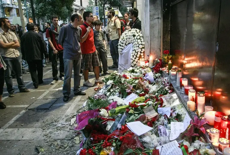 15 χρόνια από το έγκλημα της Marfin - Οι δολοφόνοι ακόμα αναζητούνται