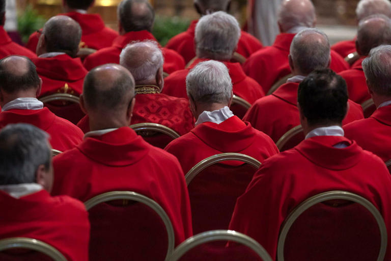 Conclave : la France en odeur de sainteté ?
