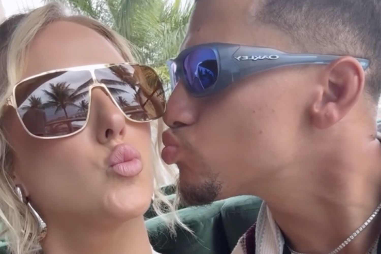 Patrick and Brittany Mahomes Pucker Up for a Sweet Selfie at F1 Grand
