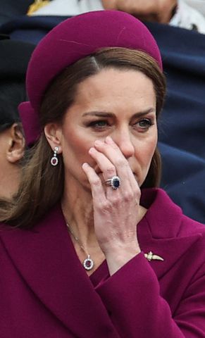 Kate Middleton Looks Joyful for Unexpected Buckingham Palace Balcony  Appearance