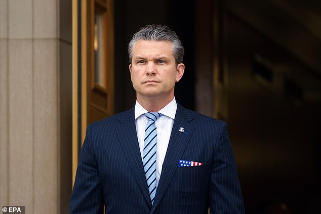 طالب بيت هيجسيث الجيش في الخدمة الفعلية بخفض 20 في المائة من جنرالاته من فئة الأربع نجوم في خطوة أخرى نحو تفويض دونالد ترامب لخفض الهدر الحكومي