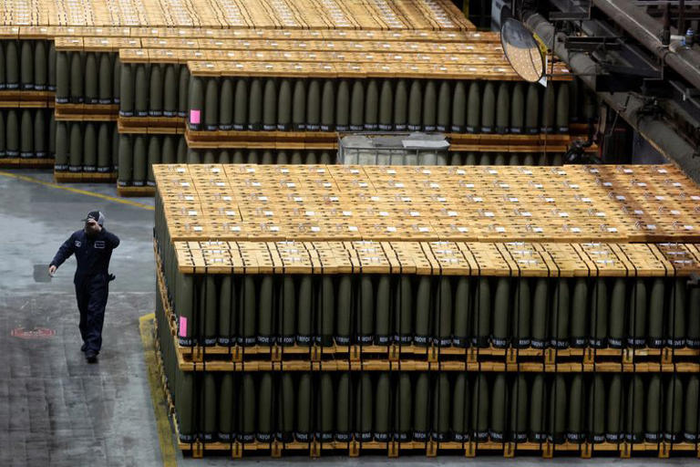FILE PHOTO: 155mm artillery shells are packed for shipping at the Scranton Army Ammunition Plant in Scranton, Pennsylvania, U.S., February 16, 2023. REUTERS/Brendan McDermid/File Photo