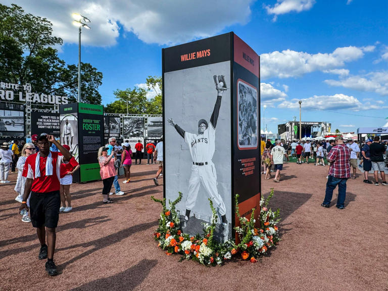 Former MLB stars to participate in East West Classic home run derby at