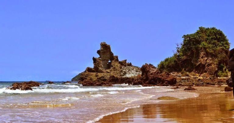 11 Tempat Wisata di Banyuwangi, Pesonanya Bikin Pengen Balik Lagi!