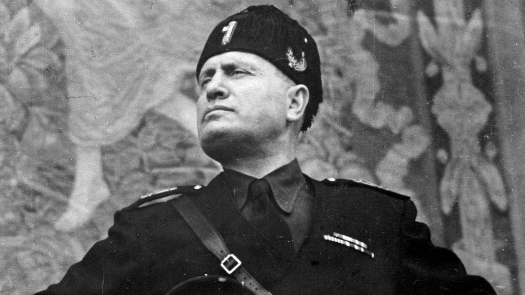 O ditador Benito Mussolini foi um dos maiores doadores do Vaticano