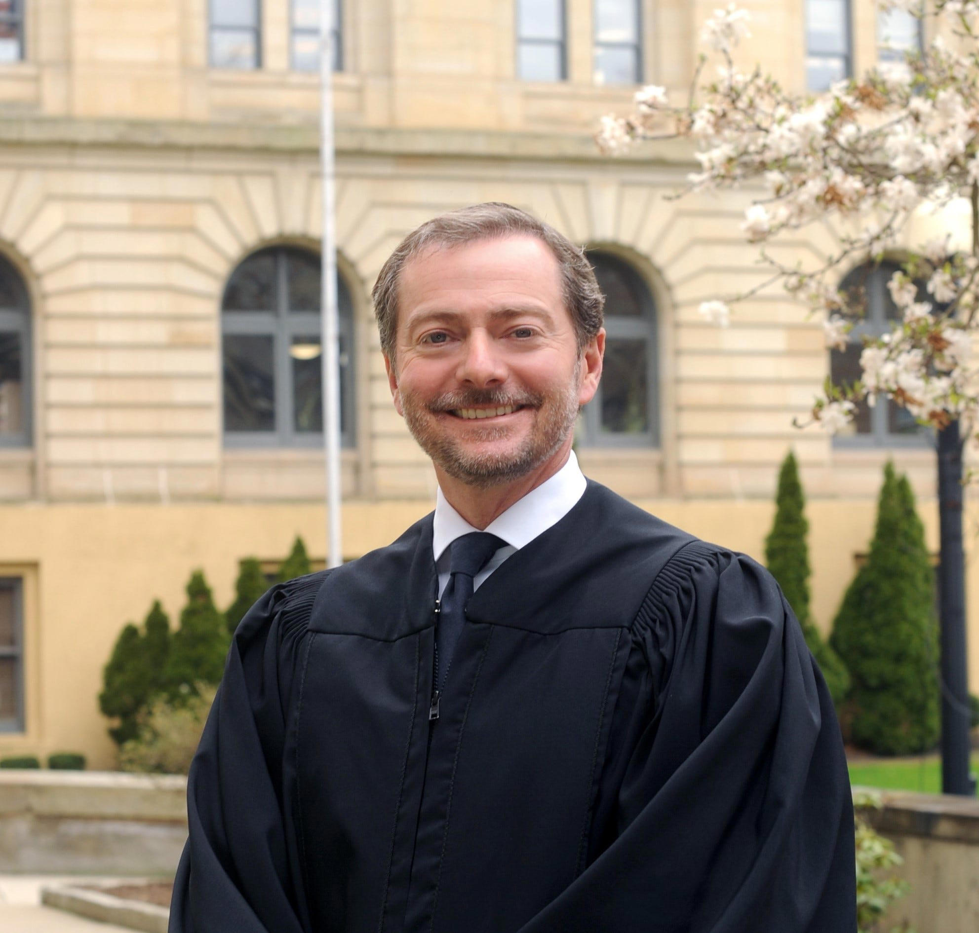 Akron Municipal Court Judge Jon Oldham to lead OVI specialized docket Akron Municipal Court Judge Jon Oldham to lead OVI specialized docket