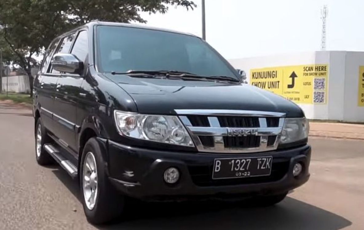 Tidak Khwatir di Tanjakan, Harga Mobil Bekas Isuzu Panther Tinggal Segini Tidak Khwatir di Tanjakan, Harga Mobil Bekas Isuzu Panther Tinggal Segini