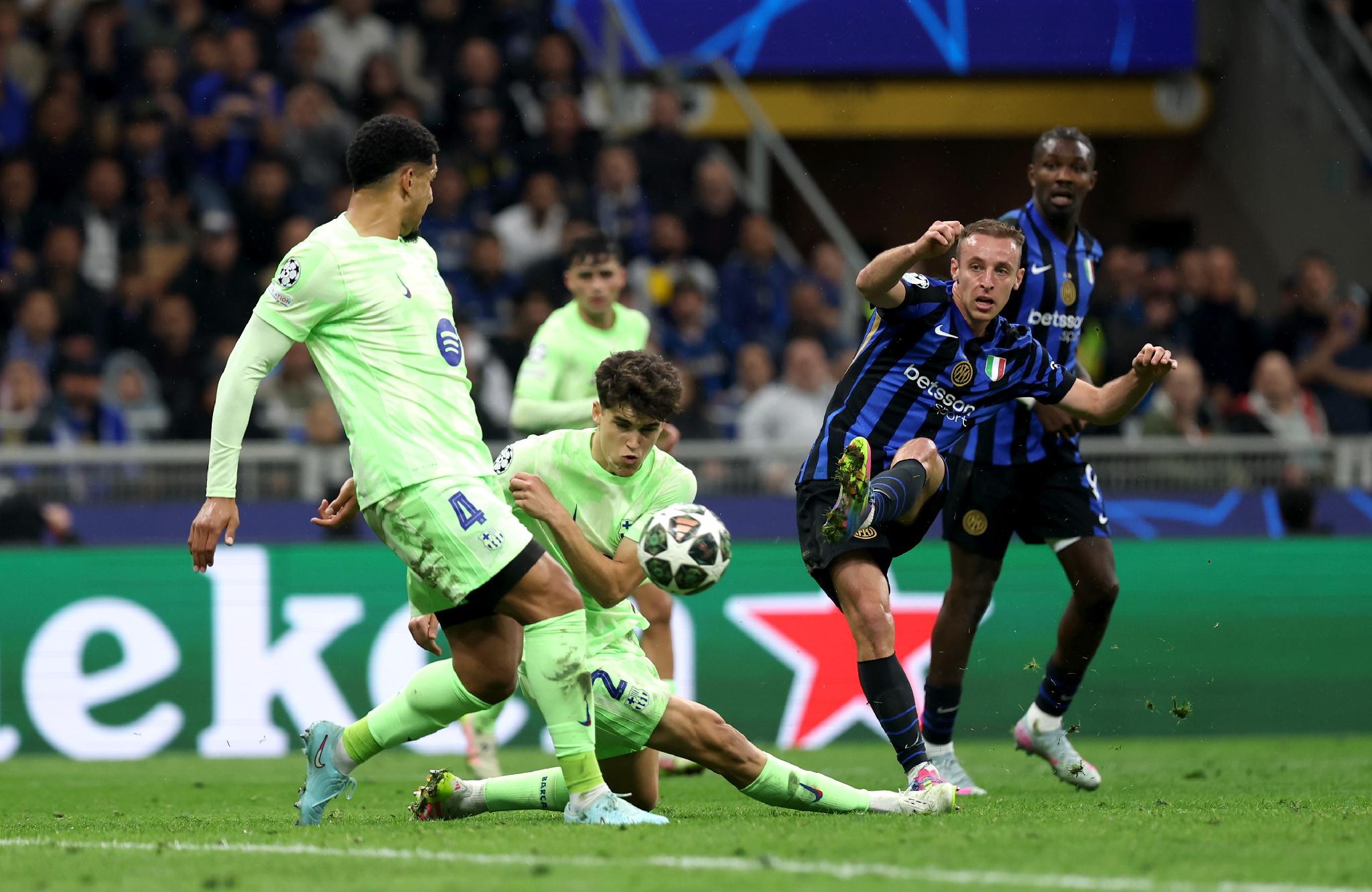 Champions League, Inter vs Barcellona, gol di Frattesi 6/5/25