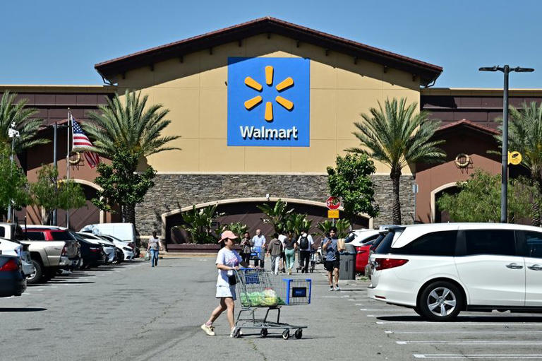 Walmart respondió a los aranceles de Donald Trump y dijo que está listo para enfrentarlos mientras detallaba sus planes para seguir adelante.
