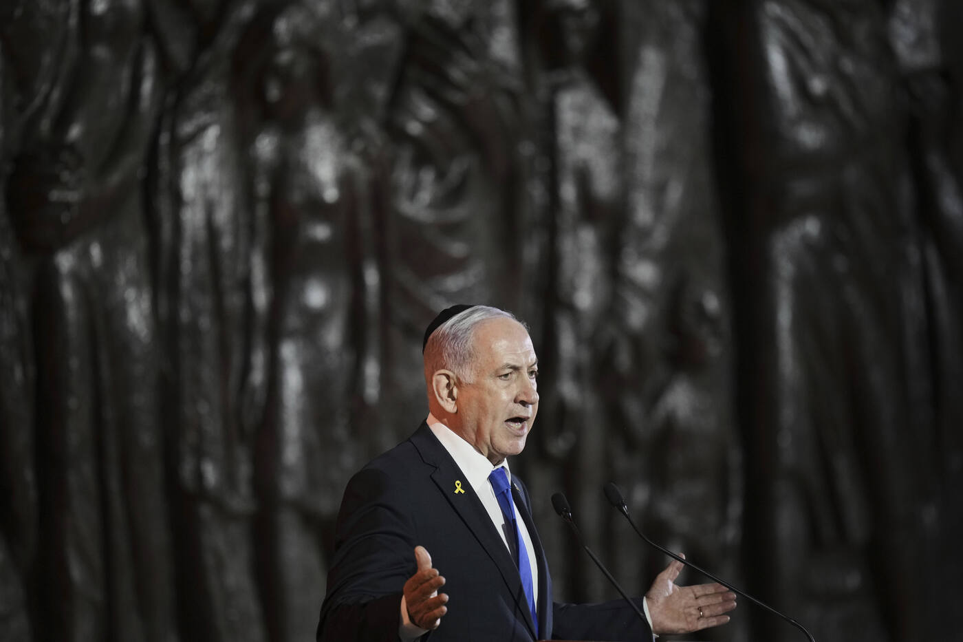 Il primo ministro Netanyahu alla cerimonia di apertura del Giorno della Memoria a Gerusalemme