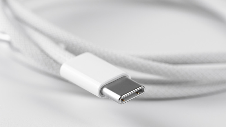 What S The Difference Between Usb C And Usb4