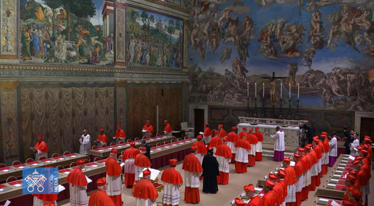 VATICAN CITY (Vatican City State (Holy See)), 07/05/2025.- A screen grab taken from a video released by the Vatican Media shows the cardinal electors entering the Sistine Chapel, where the conclave for the election of the new pope will begin, in the Vatican, 07 May 2025. (Papa, Cardenal) EFE/EPA/VATICAN MEDIA HANDOUT BEST QUALITY AVAILABLEHANDOUT EDITORIAL USE ONLY/NO SALES