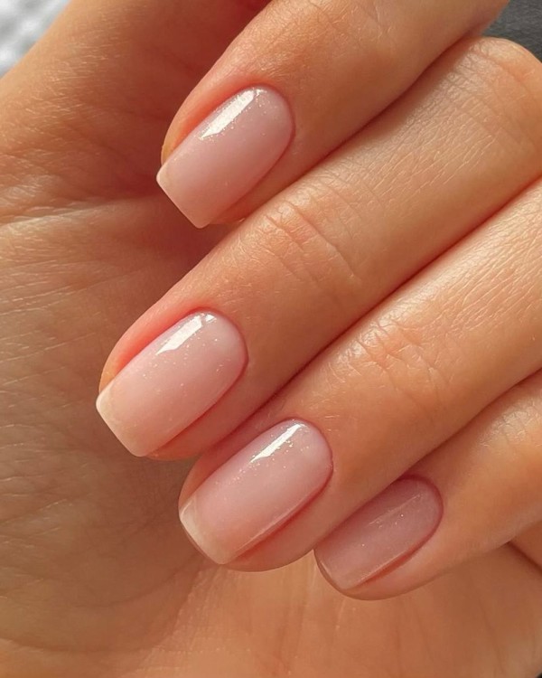 10 Inspirasi Naked Nails: Gaya Kuku untuk Kesan Luxury yang Tenang dan Elegan!