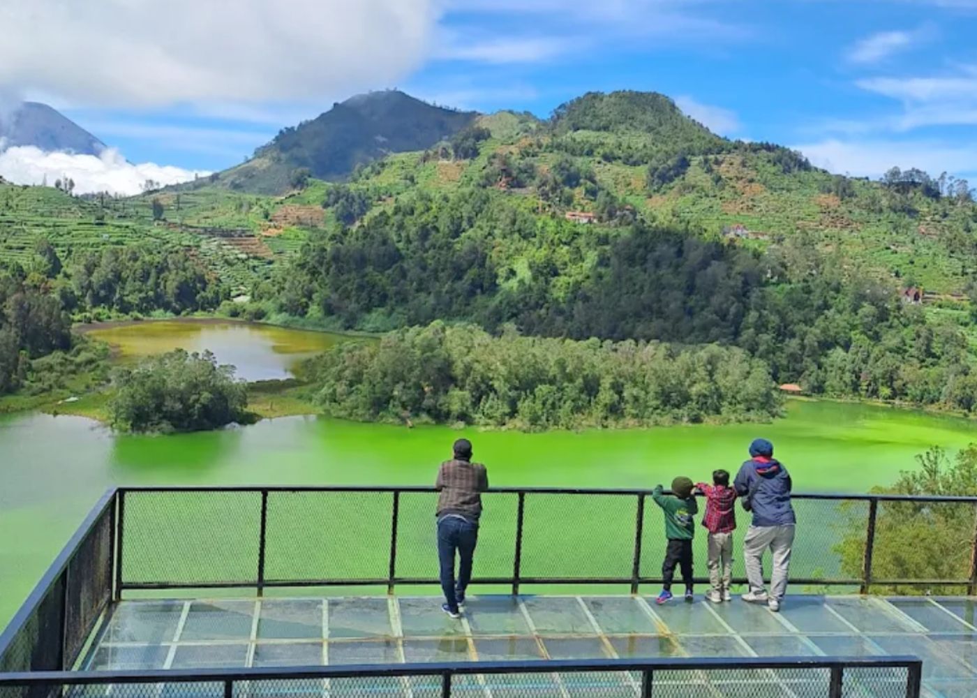 Tempat Camping Terbaik di Wonosobo: Nikmati Pemandangan Gunung yang Mengagumkan
