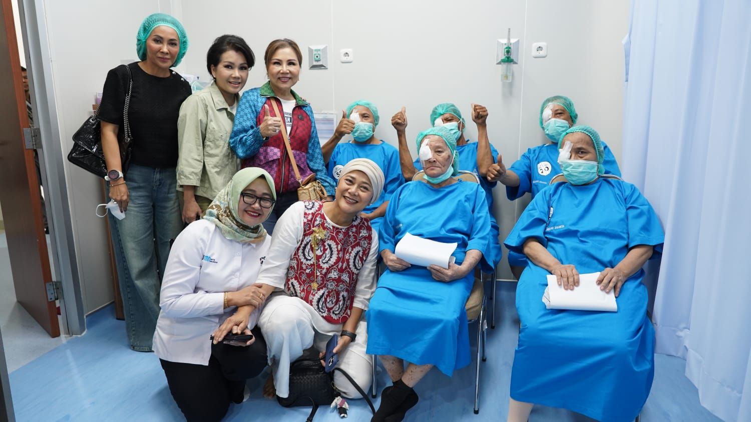 Pos Indonesia dan Pertiwi Jabar Gratiskan Operasi Katarak