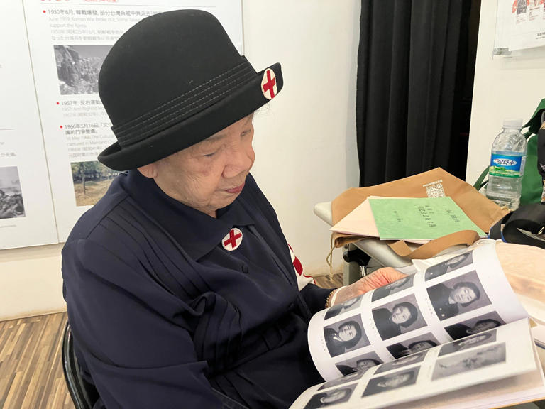 廖淑霞二戰期間於上海日租界中擔任看護婦，也就是護士工作。