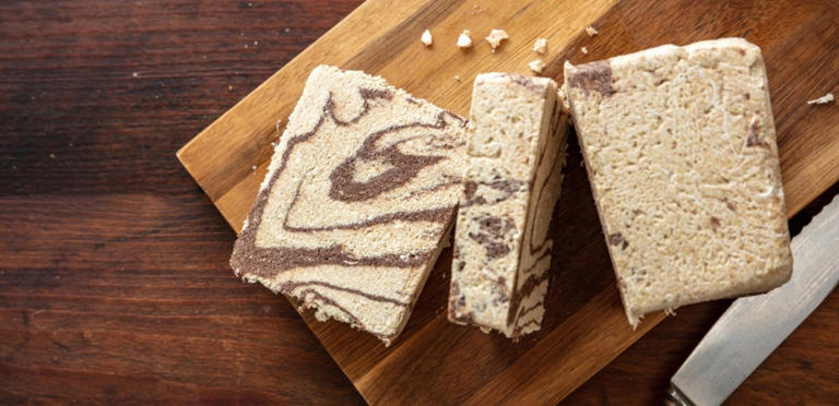 الحلاوة الطحينية بالشوكولاتة