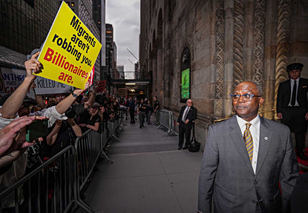 Midtown protesters rage on outside posh conservative think tank’s gala ...