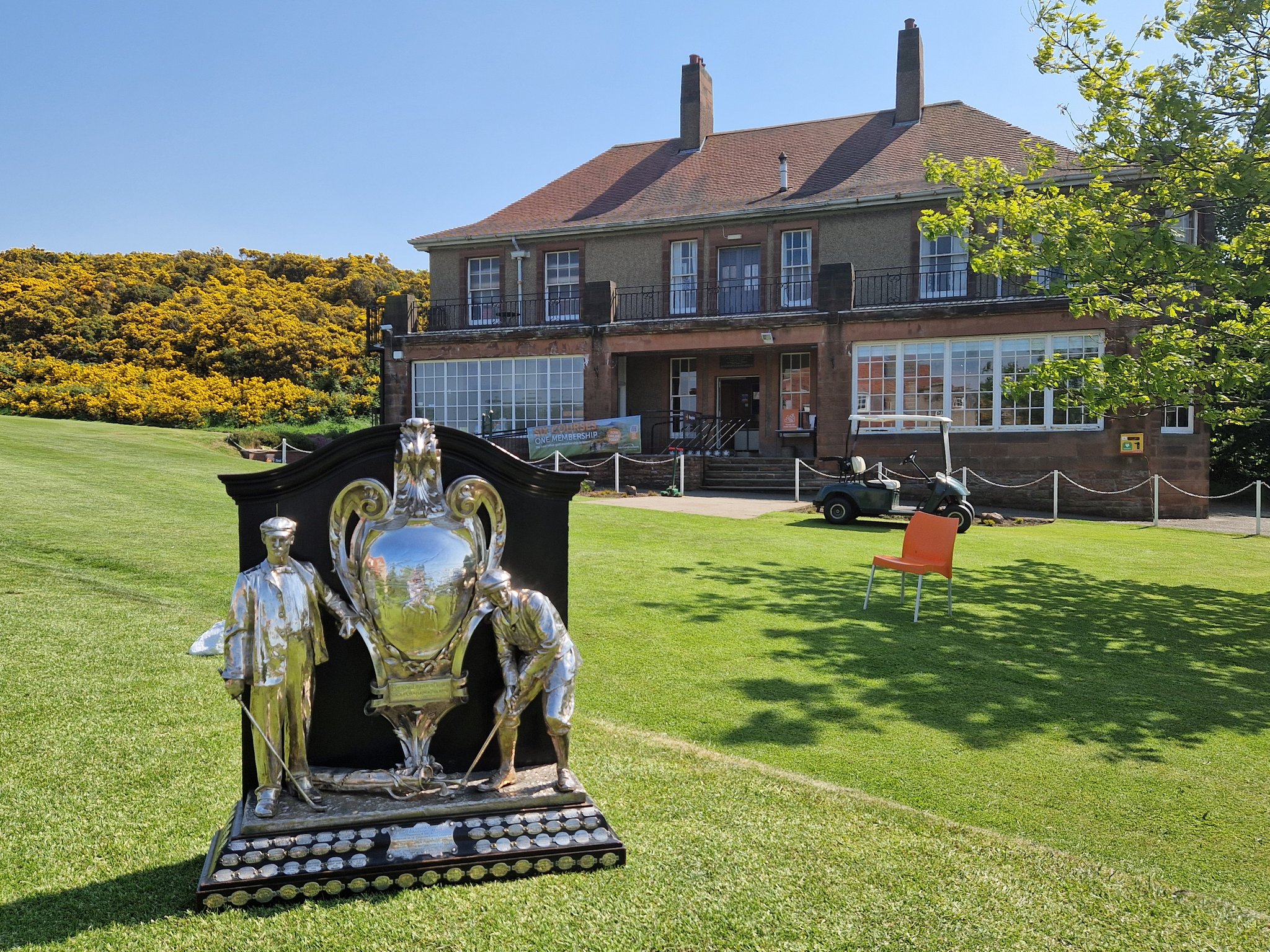 Tasty ties set up as draw made for 125th Dispatch Trophy at The Braids