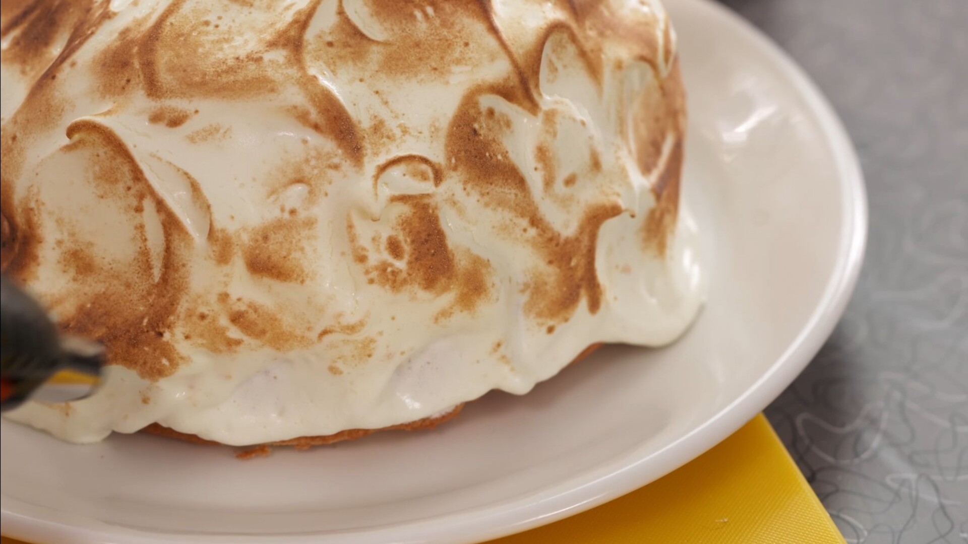 Perfektes Baiser: fluffig, glänzend und sicher zum Verzehr