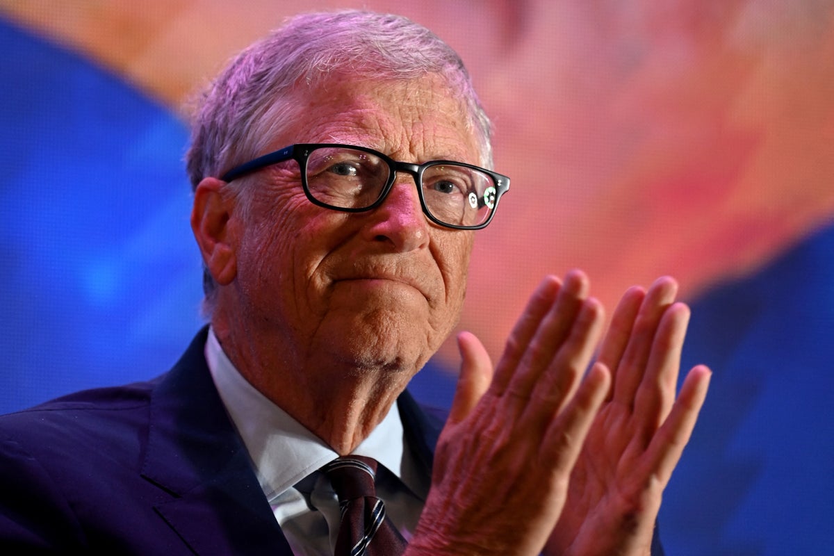 Bill Gates Donates Fortune To His Foundation Giving It 200 Billion