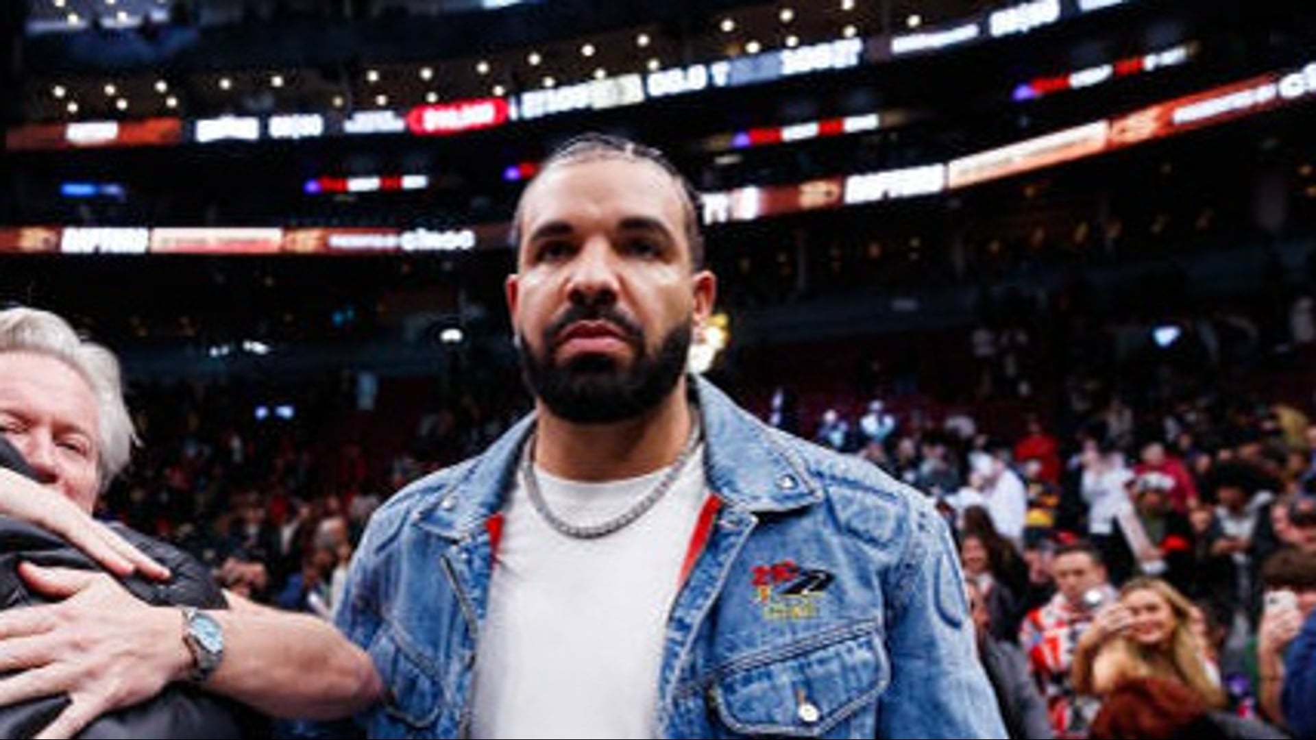 Umg Seeks To Dismiss Drake S Lawsuit Over Rap Feud