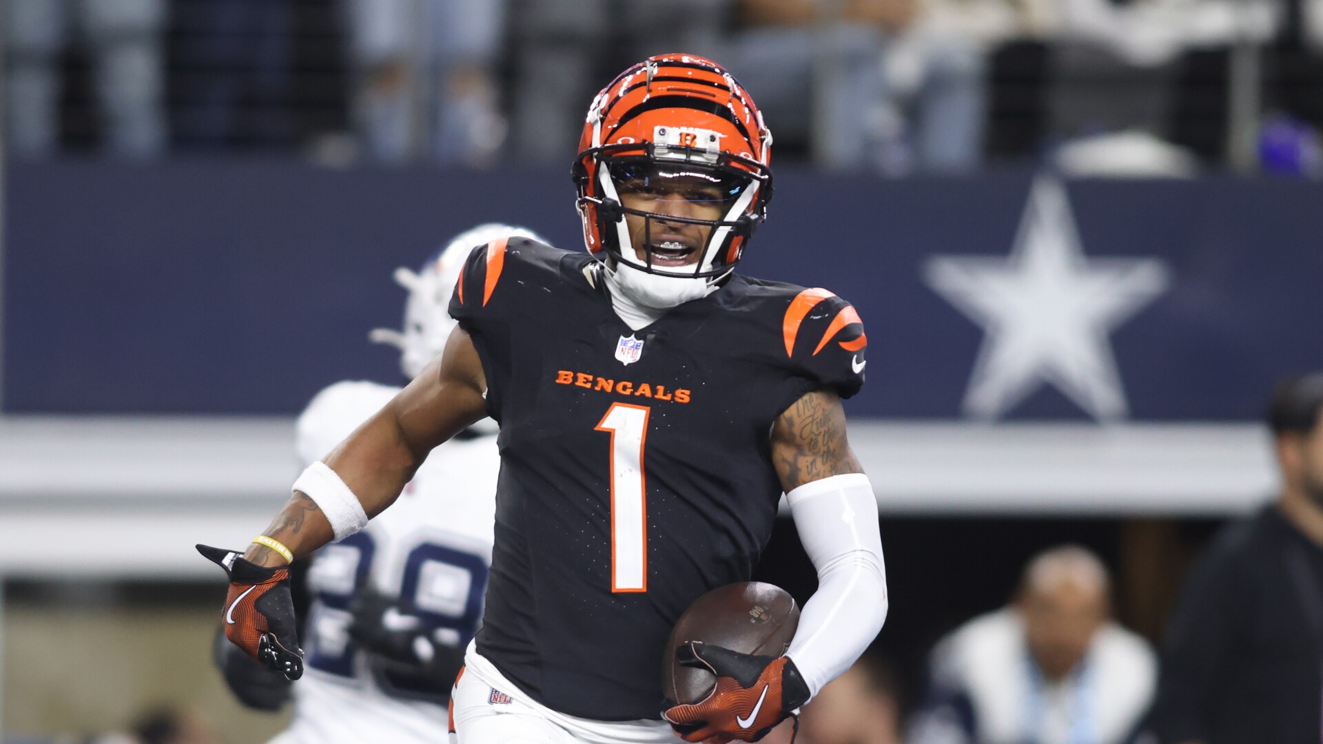 Matthew Berry's Updated Top 50 Overall Rankings for 2025