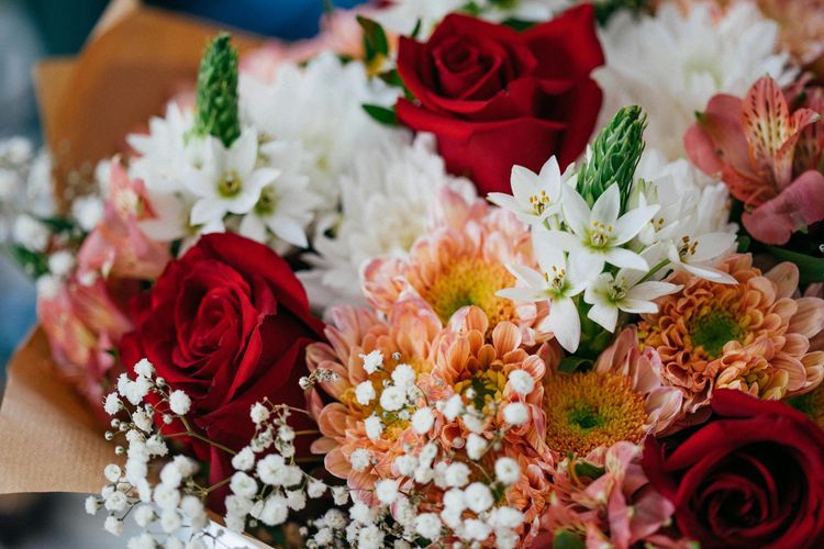 6 Cara Mudah Mengawetkan Bunga agar Tetap Cantik Sebagai Kenang-Kenangan!