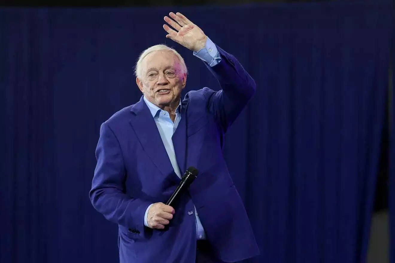 Image for Jerry Jones retirement rumors swirl after Cowboys' bold moves—but insiders say he’s still running the show