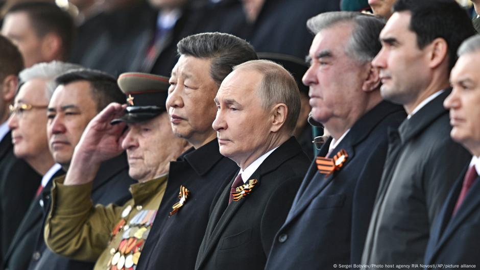 Putin convidou líderes para tentar revertar isolamento da Rússia. Maioria representava governos autoritários