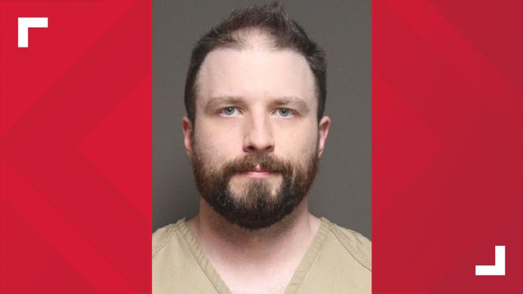 New Albany man pleads guilty to threatening dozens of public officials ...